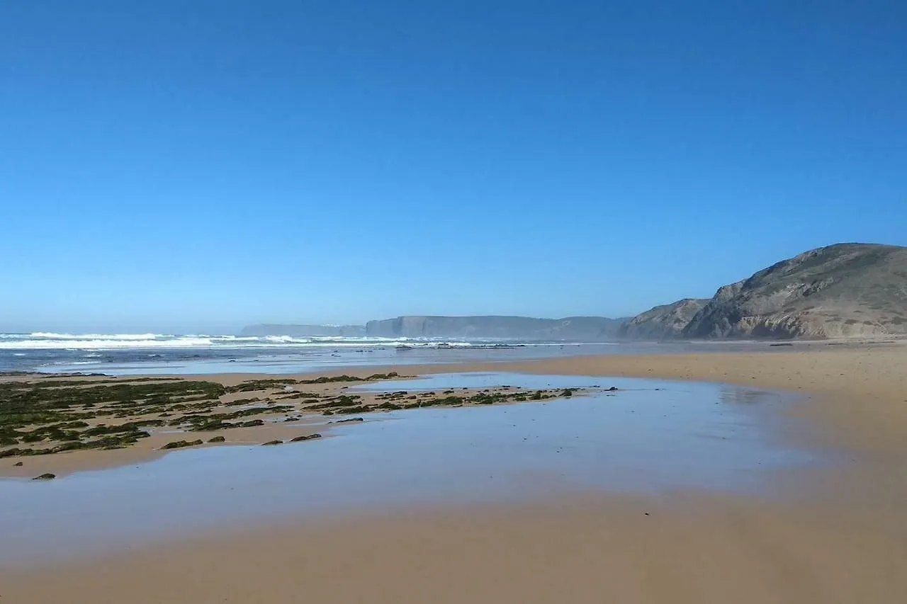 Love Nest - Sunny Ocean View Apartment Close To Arrifana Beach Aljezur