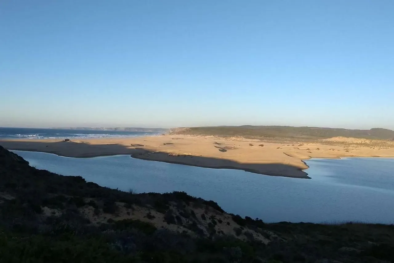 Love Nest - Sunny Ocean View Apartment Close To Arrifana Beach Aljezur Portugal